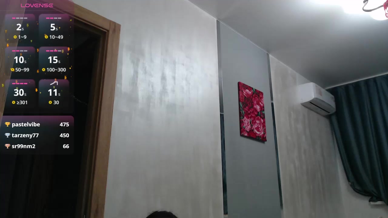 StacyDavise_ Live Cam Screenshot – 2025-11-10 05:53:57