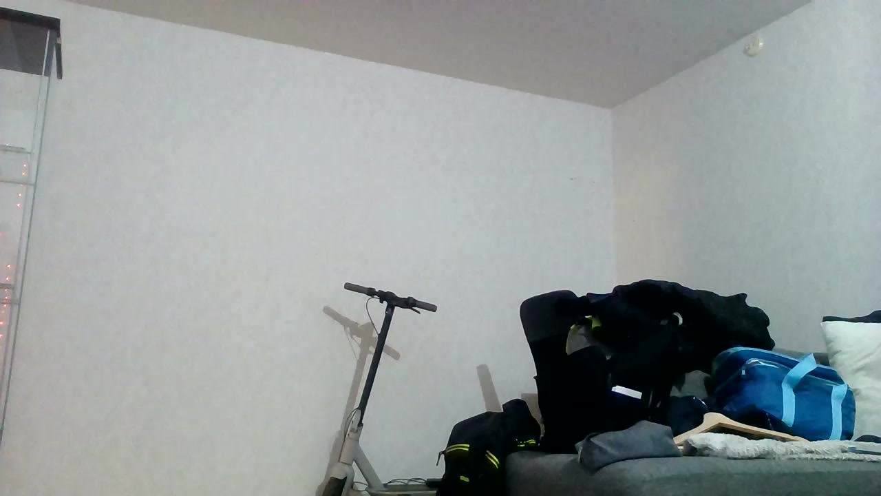 SubSlutBoi889 Live Cam Screenshot – 2025-10-01 23:27:39