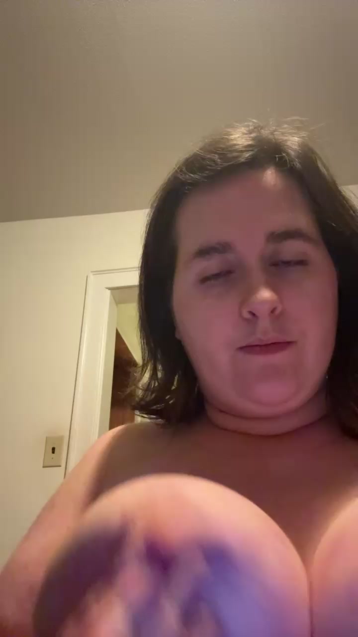 Sunnytitties Live Cam Screenshot – 2025-09-02 05:20:37