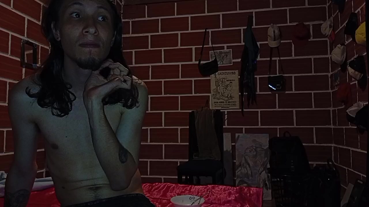 SweetWolf69 Live Cam Screenshot – 2025-08-14 02:27:22