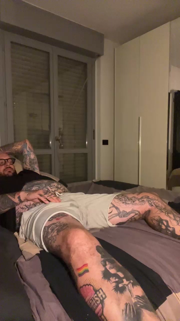 TATTOOERSDUO Live Cam Screenshot – 2025-08-28 21:46:34