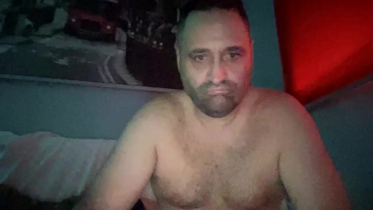 THREEFRIENDHIT Live Cam Screenshot – 2025-08-04 07:01:17