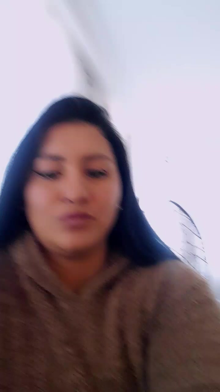 TaniaRuizz Live Cam Screenshot – 2025-08-20 16:59:35