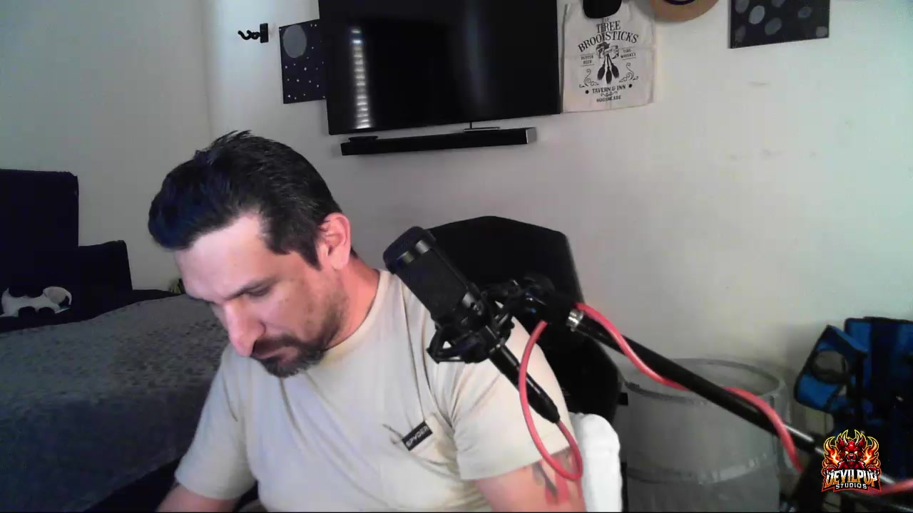 TheDevilPup75 Live Cam Screenshot – 2025-08-13 13:27:59