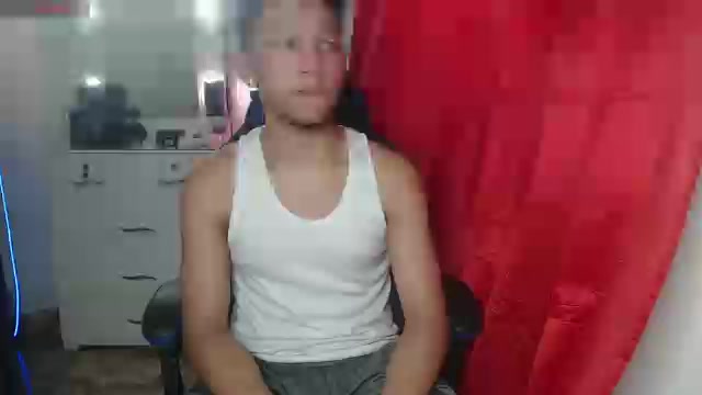 The_Boy_Jupiter Live Cam Screenshot – 2025-08-05 14:56:06