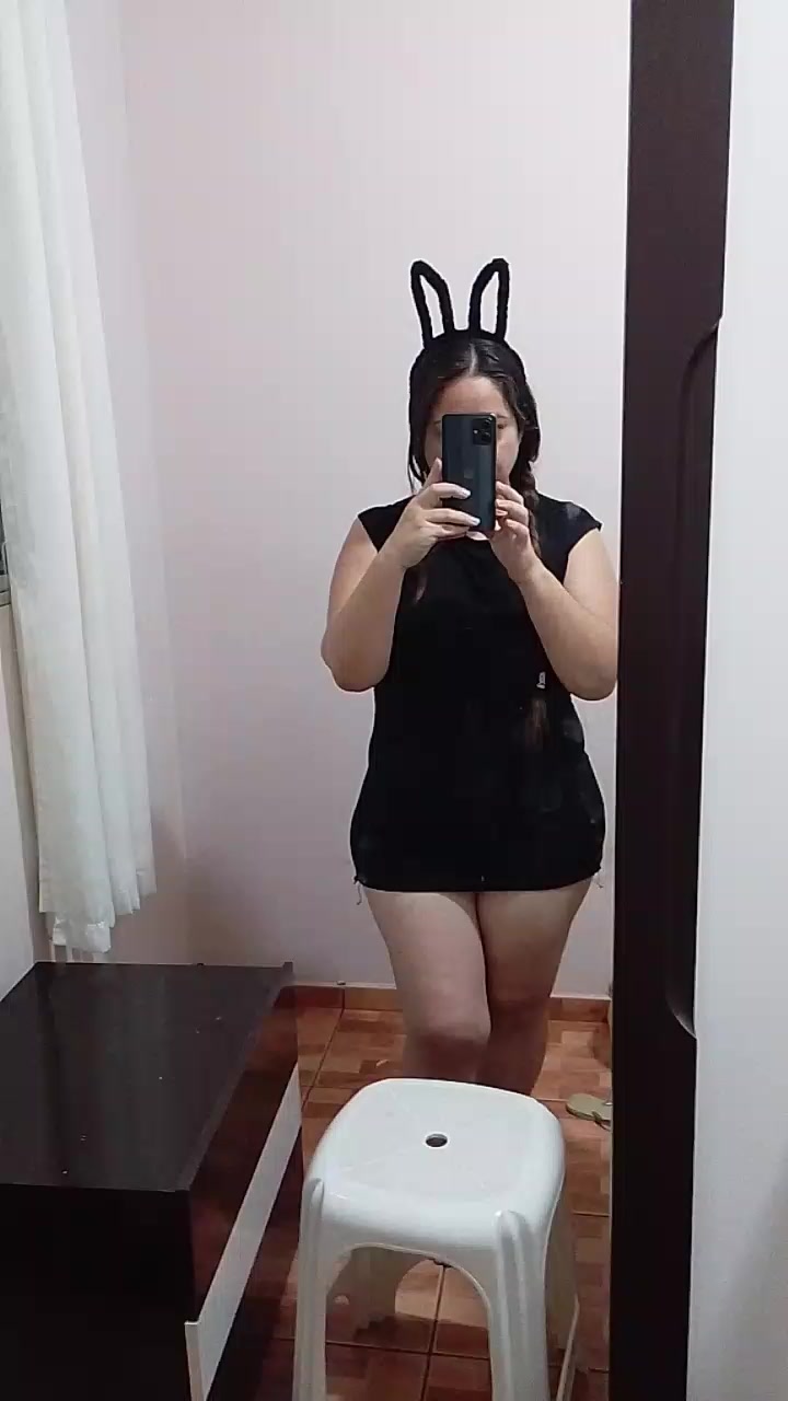 Tiffany2349 Live Cam Screenshot – 2025-08-17 14:26:23