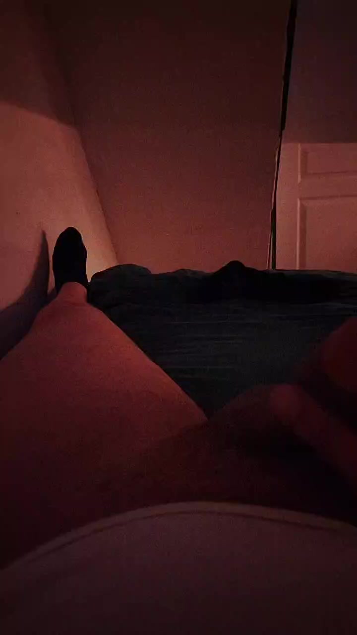 Tom59231 Live Cam Screenshot – 2025-08-30 01:22:01