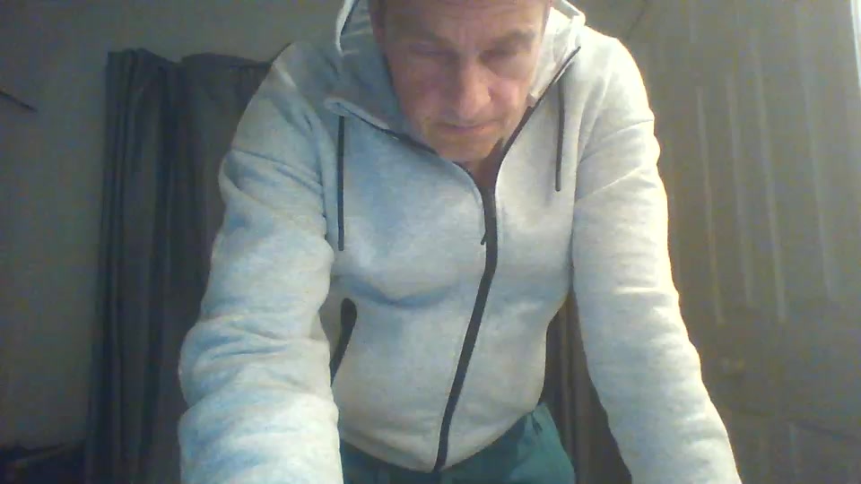 Tonyshop Live Cam Screenshot – 2025-08-22 22:21:00