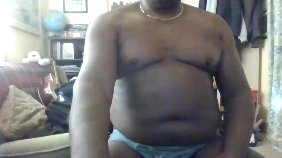 Topbull4u Live Cam Screenshot – 2025-10-24 07:54:47