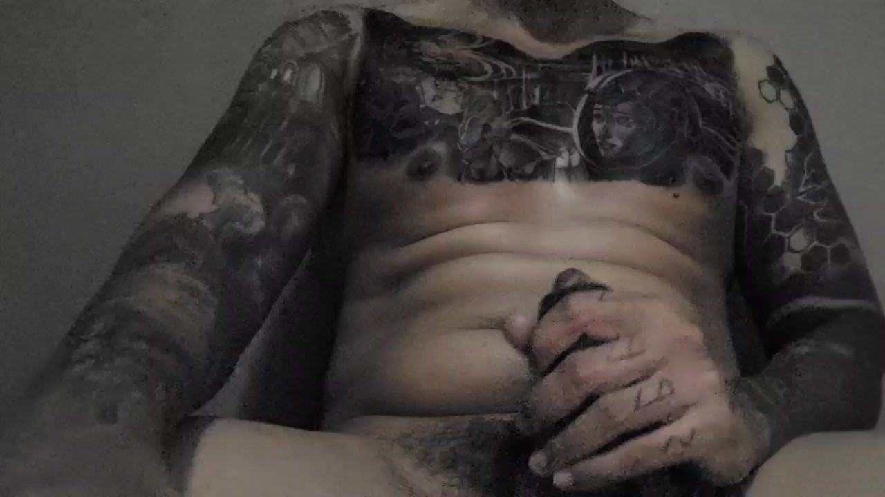 Tototatuado19 Live Cam Screenshot – 2025-08-24 07:48:42