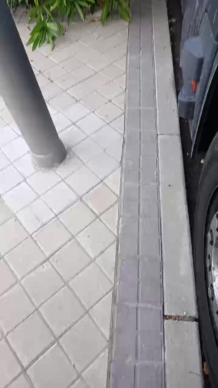 Truck_69 Live Cam Screenshot – 2025-08-04 19:22:50