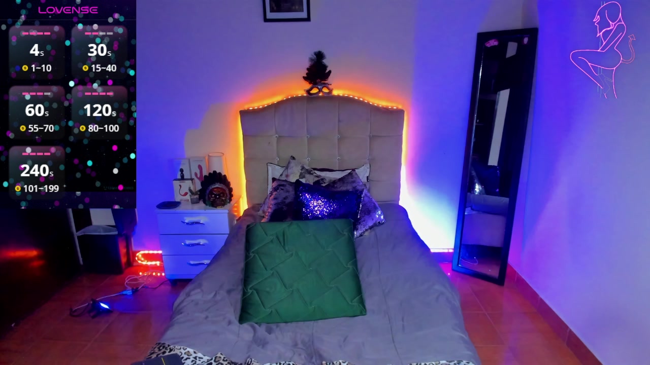 Vampirelacrazy Live Cam Screenshot – 2025-09-12 07:28:11