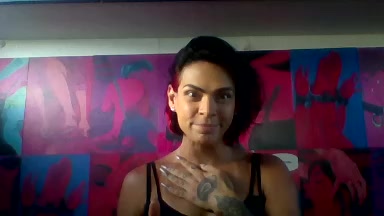 Veronnaink Live Cam Screenshot – 2025-10-23 09:20:03