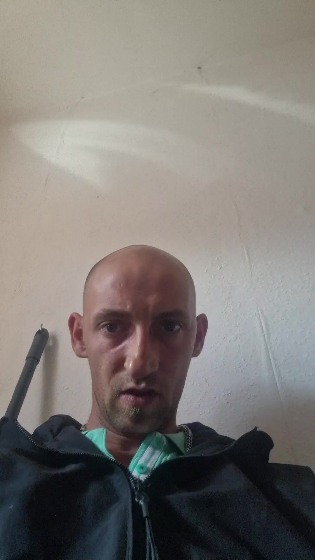 VersautesPaar24 Live Cam Screenshot – 2025-08-30 09:48:28
