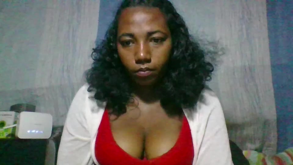 Victoriama Live Cam Screenshot – 2025-08-06 00:20:35