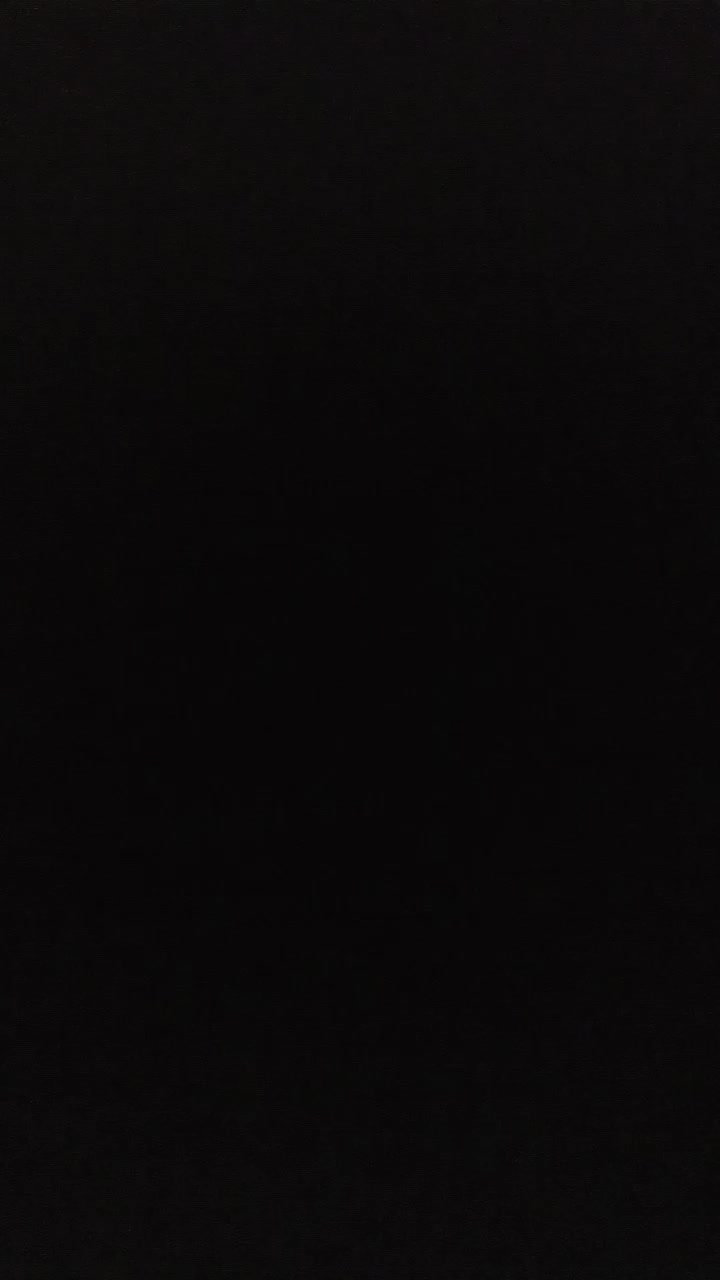 VioletaStill Live Cam Screenshot – 2025-08-17 22:47:46