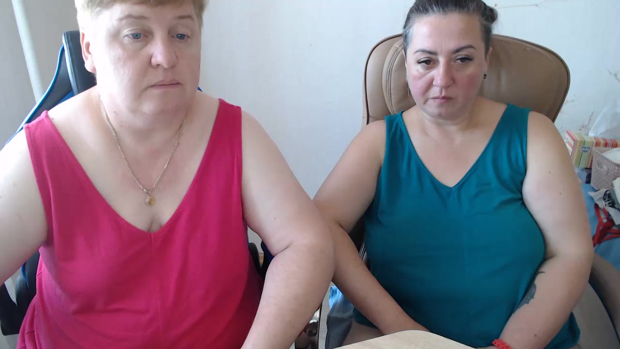 XMollyJaneX Live Cam Screenshot – 2025-08-30 10:08:10