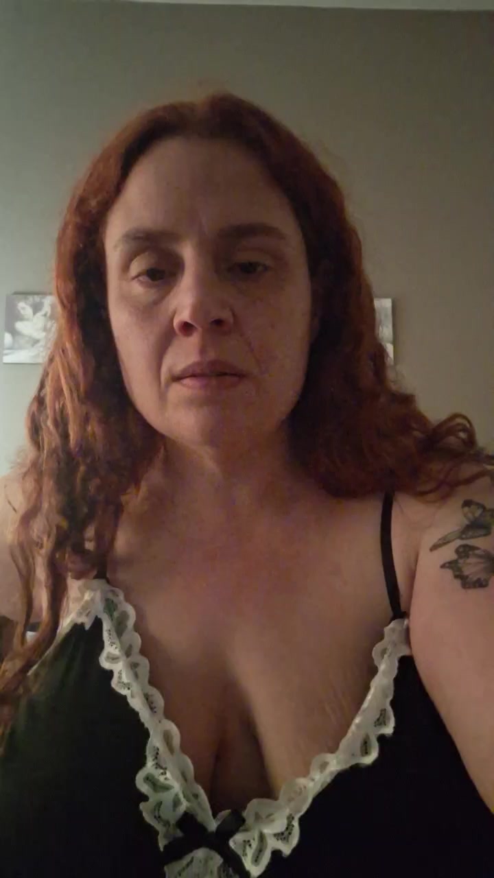 Yaya2065 Live Cam Screenshot – 2025-08-04 18:16:40