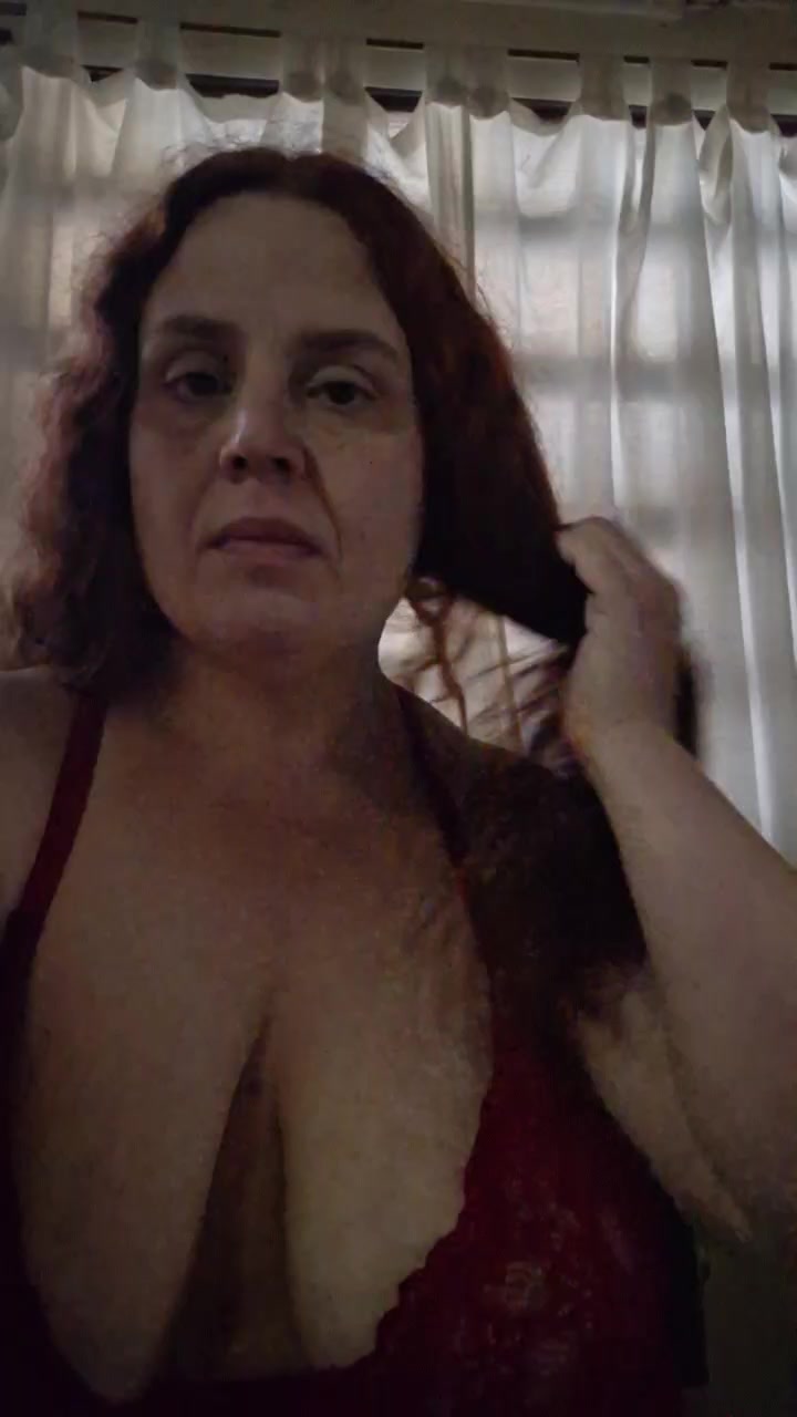 Yaya2065 Live Cam Screenshot – 2025-08-05 20:26:17