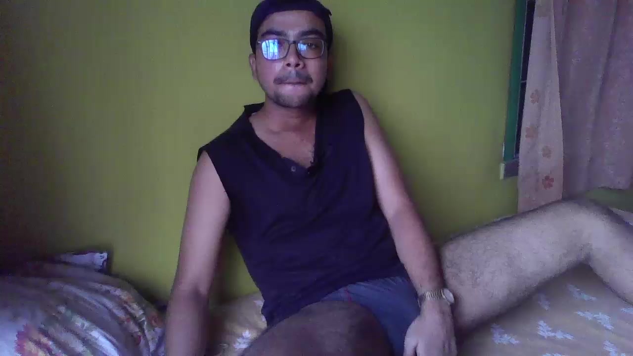 _Fizz_04_fun Live Cam Screenshot #4 – 2025-08-04 05:12:31