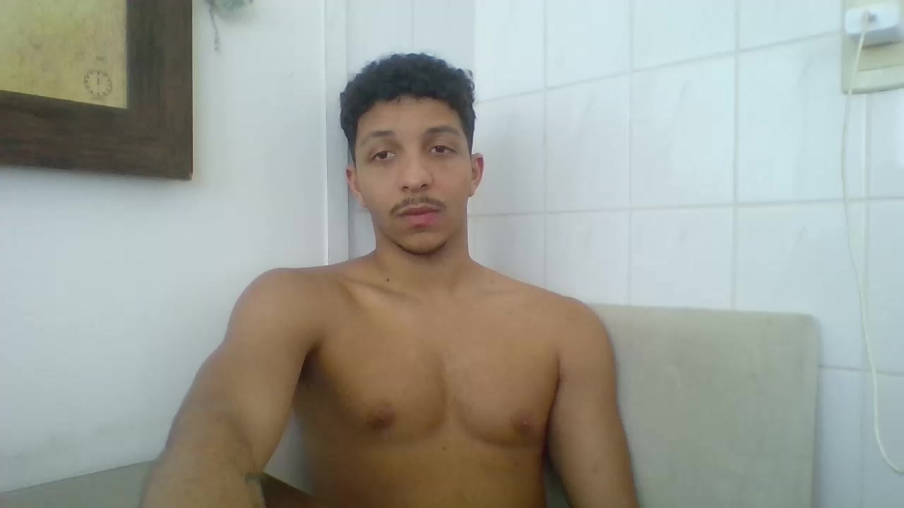 _Novinho22cm Live Cam Screenshot – 2025-09-16 17:05:43