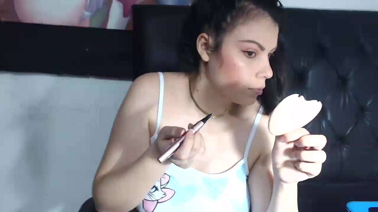 abbieCum Live Cam Screenshot – 2025-08-07 14:44:49