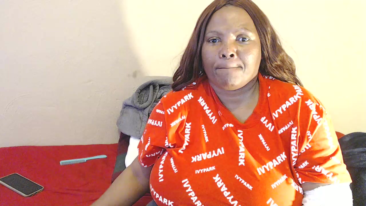 africantits40 Live Cam Screenshot – 2025-08-16 09:11:13