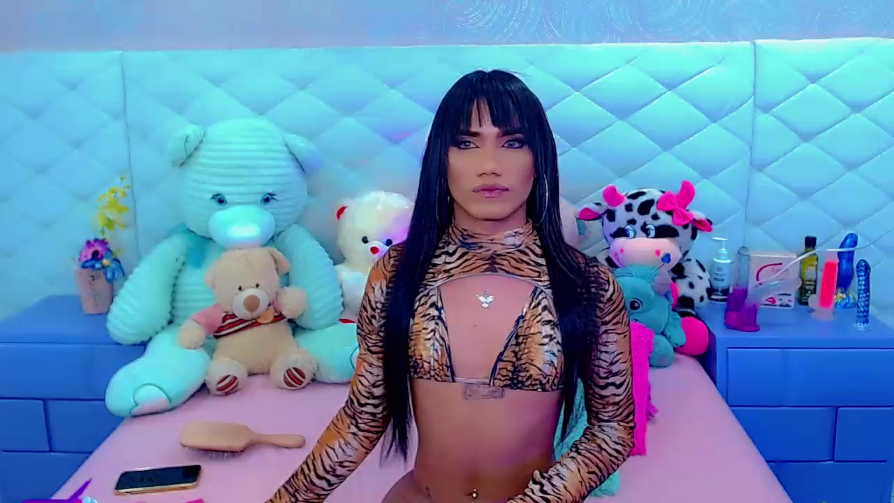 alanna_dolls Live Cam Screenshot – 2025-08-04 02:23:02