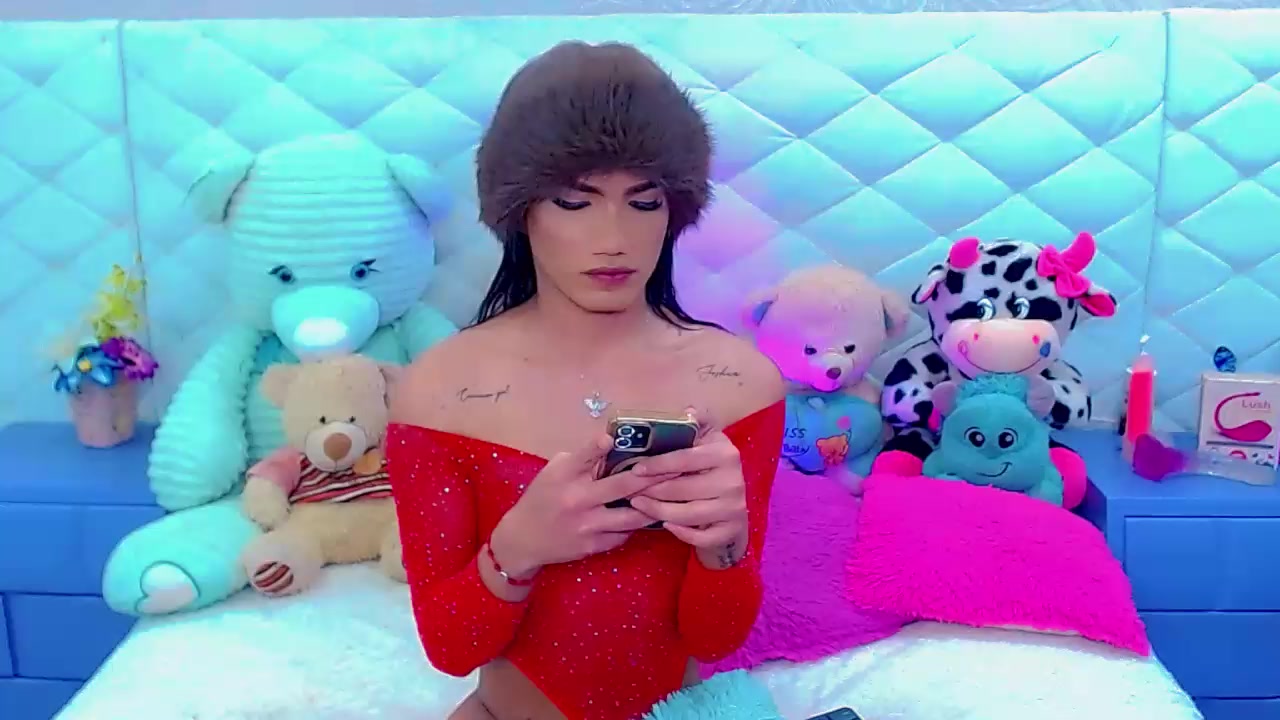 alanna_dolls Live Cam Screenshot – 2025-08-14 09:09:20