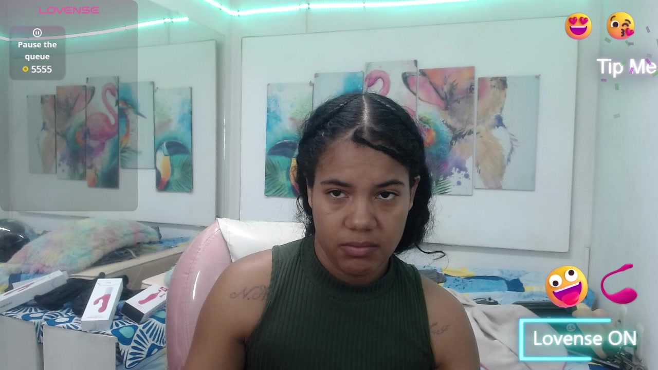 alegriamartinez Live Cam Screenshot – 2025-08-04 18:24:50