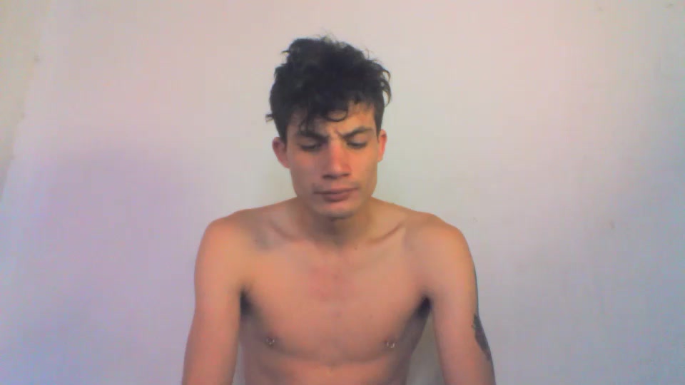 alejo1079 Live Cam Screenshot – 2025-08-13 21:35:15