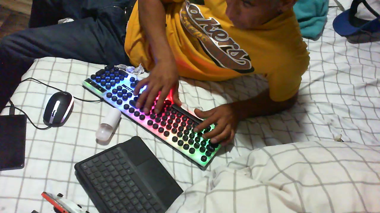 alestarsexy Live Cam Screenshot – 2025-08-22 23:26:21
