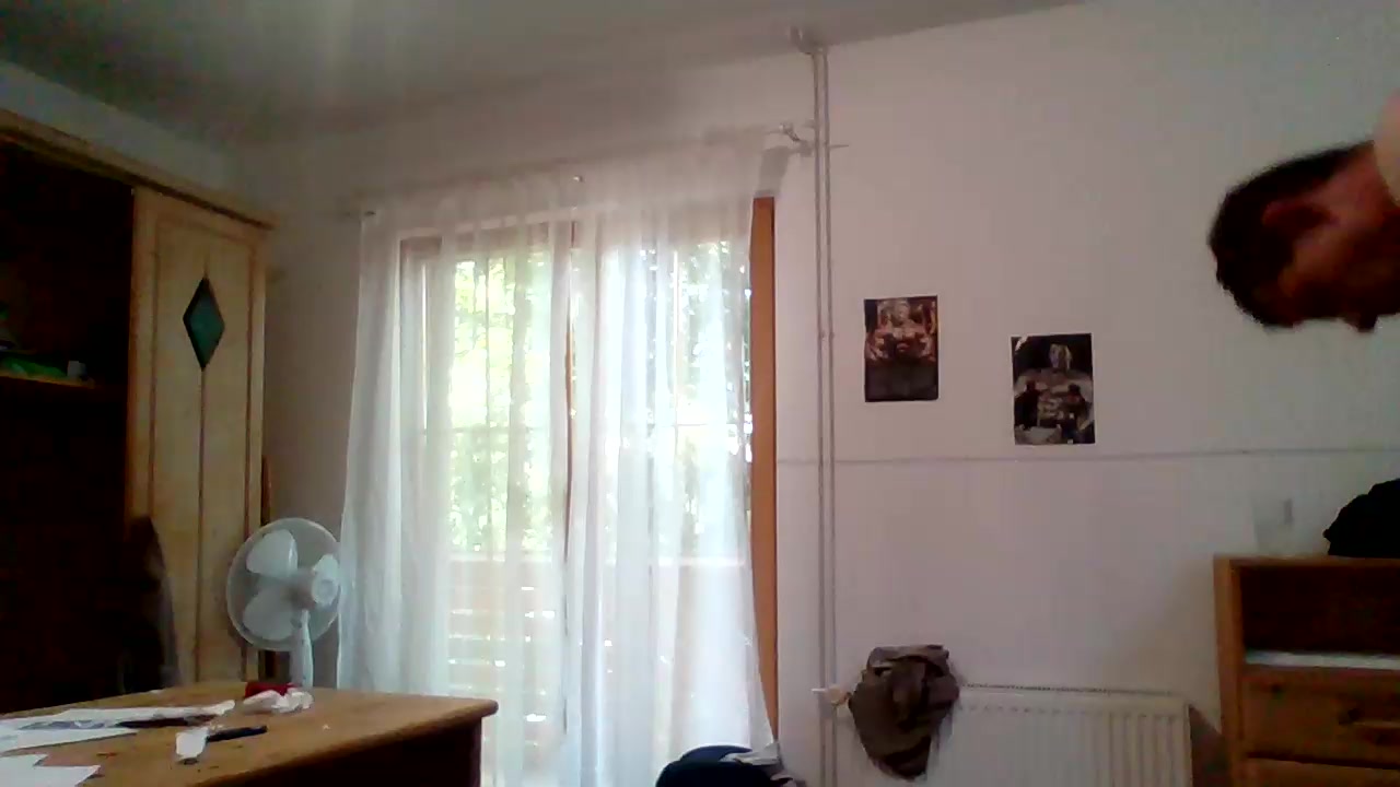 alex18079 Live Cam Screenshot – 2025-08-15 12:06:46