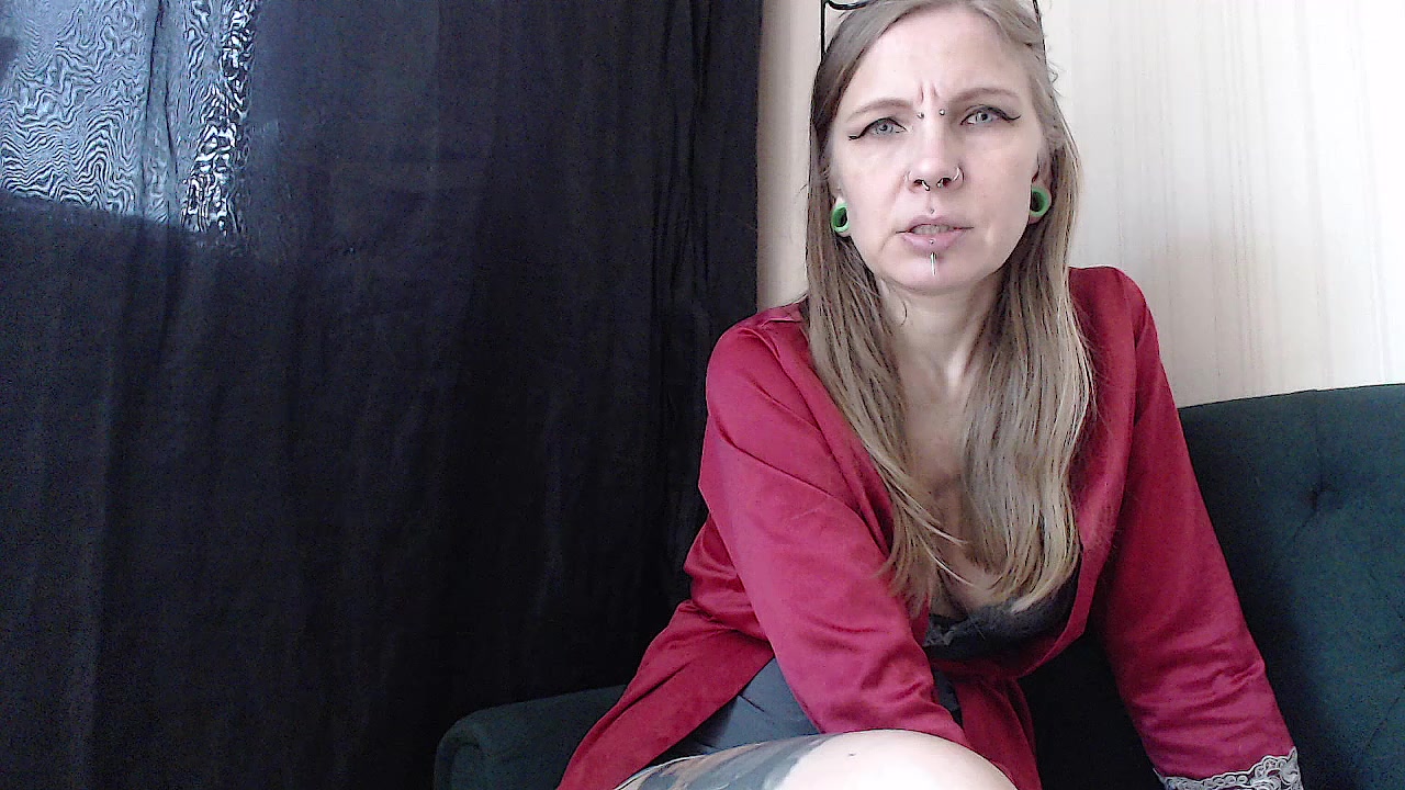 alexa_zaryanova Live Cam Screenshot – 2025-08-06 11:24:28