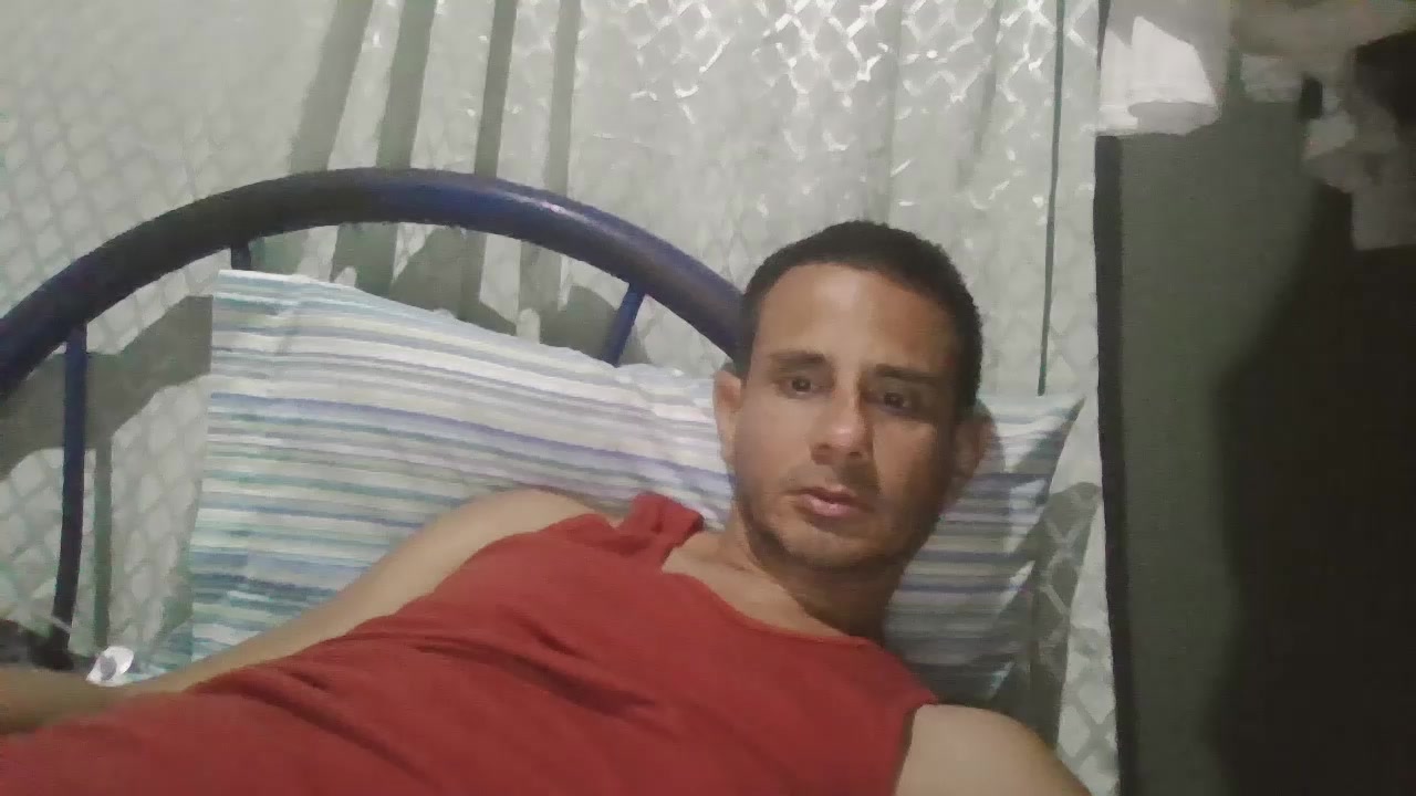 alextico1 Live Cam Screenshot – 2025-09-01 06:22:54