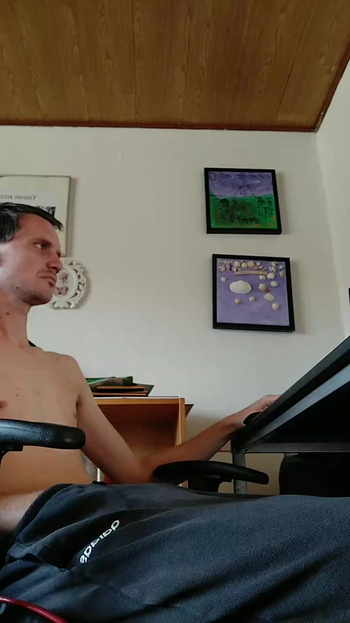 ancchristensen5 Live Cam Screenshot – 2025-08-19 06:47:49