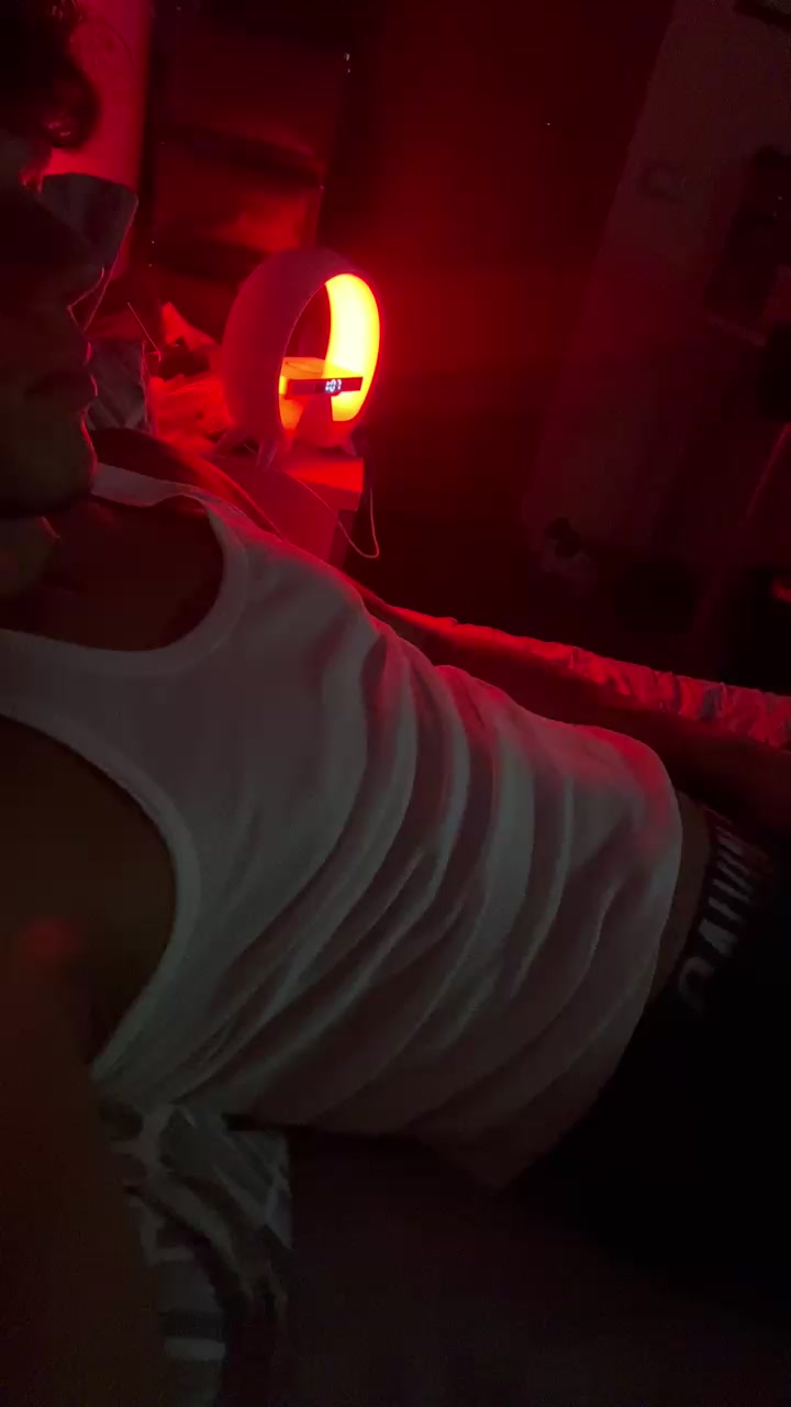 andreino692 Live Cam Screenshot – 2025-08-08 02:15:15