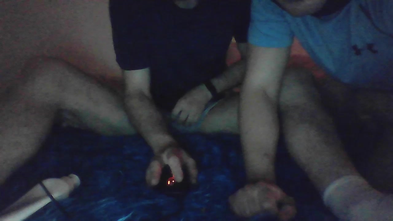 andressanti83 Live Cam Screenshot – 2025-08-04 08:36:37