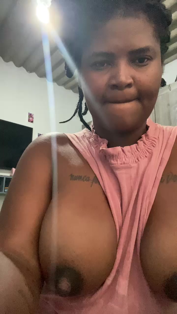 angelica125 Live Cam Screenshot – 2025-08-08 10:14:19