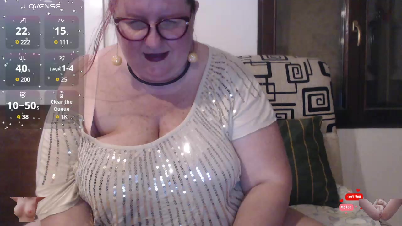 antoniastarr Live Cam Screenshot – 2025-08-03 22:18:36