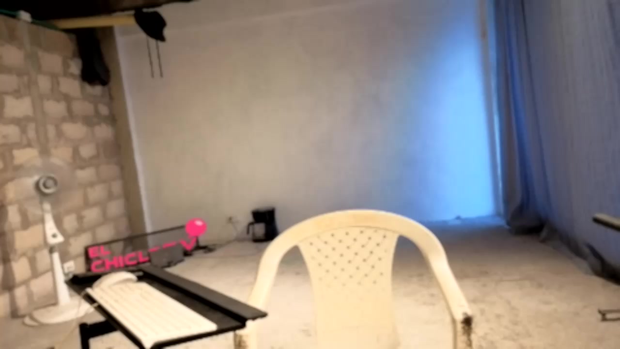 antonio_meza Live Cam Screenshot – 2025-08-05 23:48:11