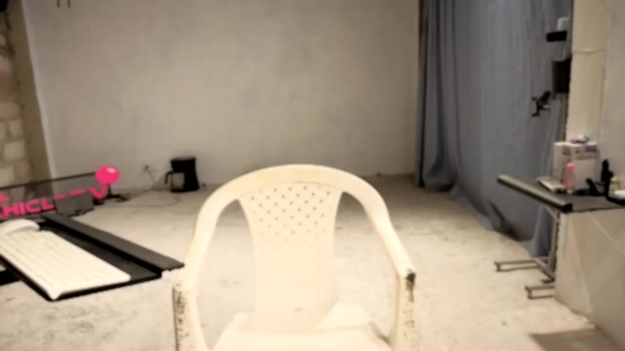 antonio_meza Live Cam Screenshot – 2025-08-06 00:37:59