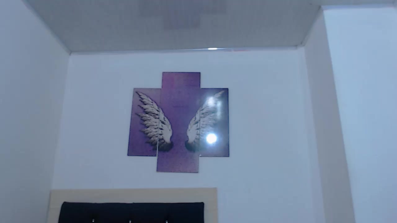ariellth Live Cam Screenshot – 2025-08-04 14:08:41