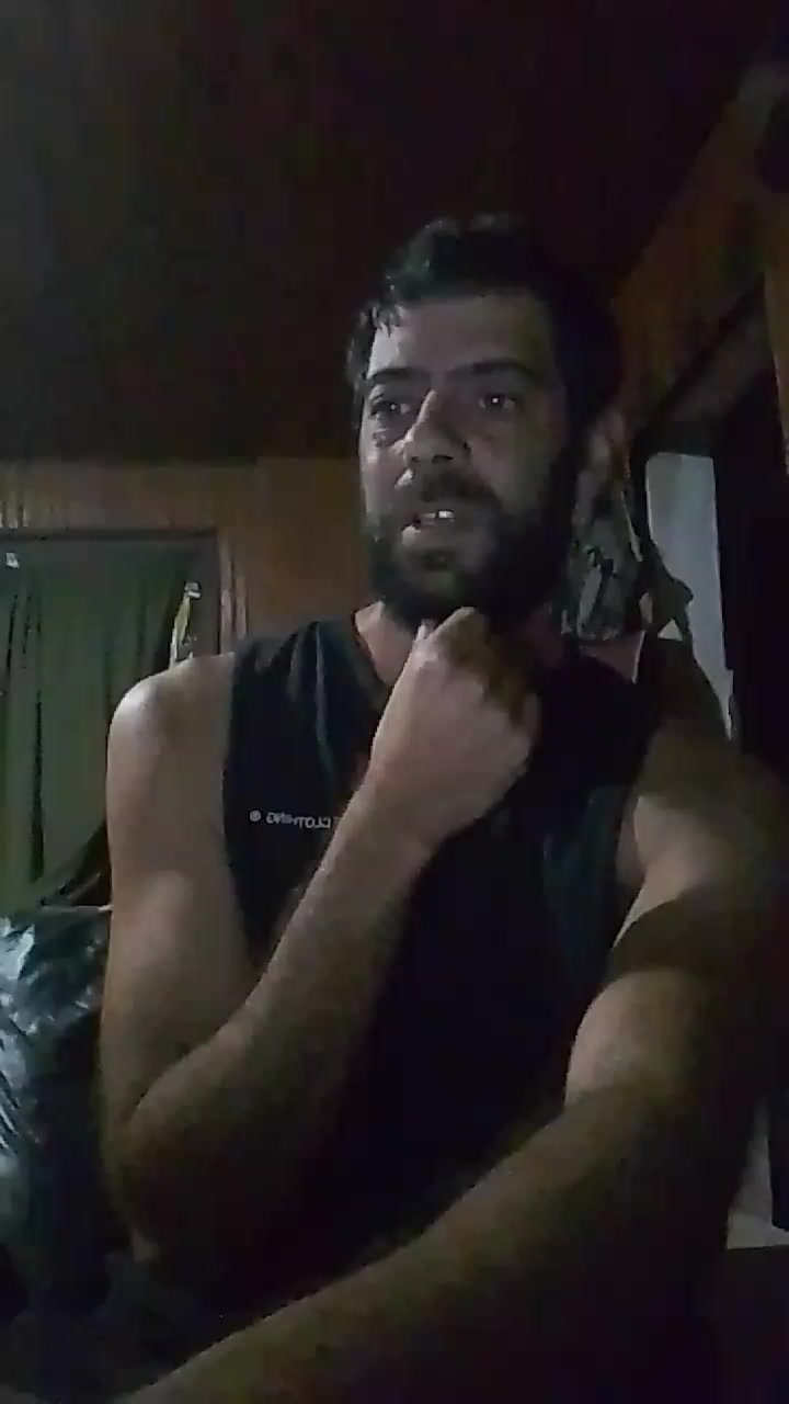 aron310 Live Cam Screenshot – 2025-08-06 02:02:21