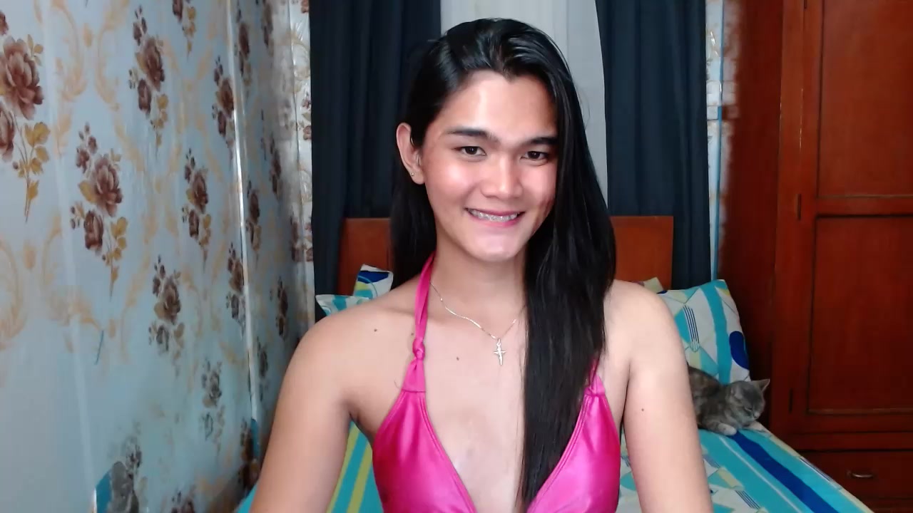 athenathevirgin Live Cam Screenshot – 2025-08-18 17:53:55