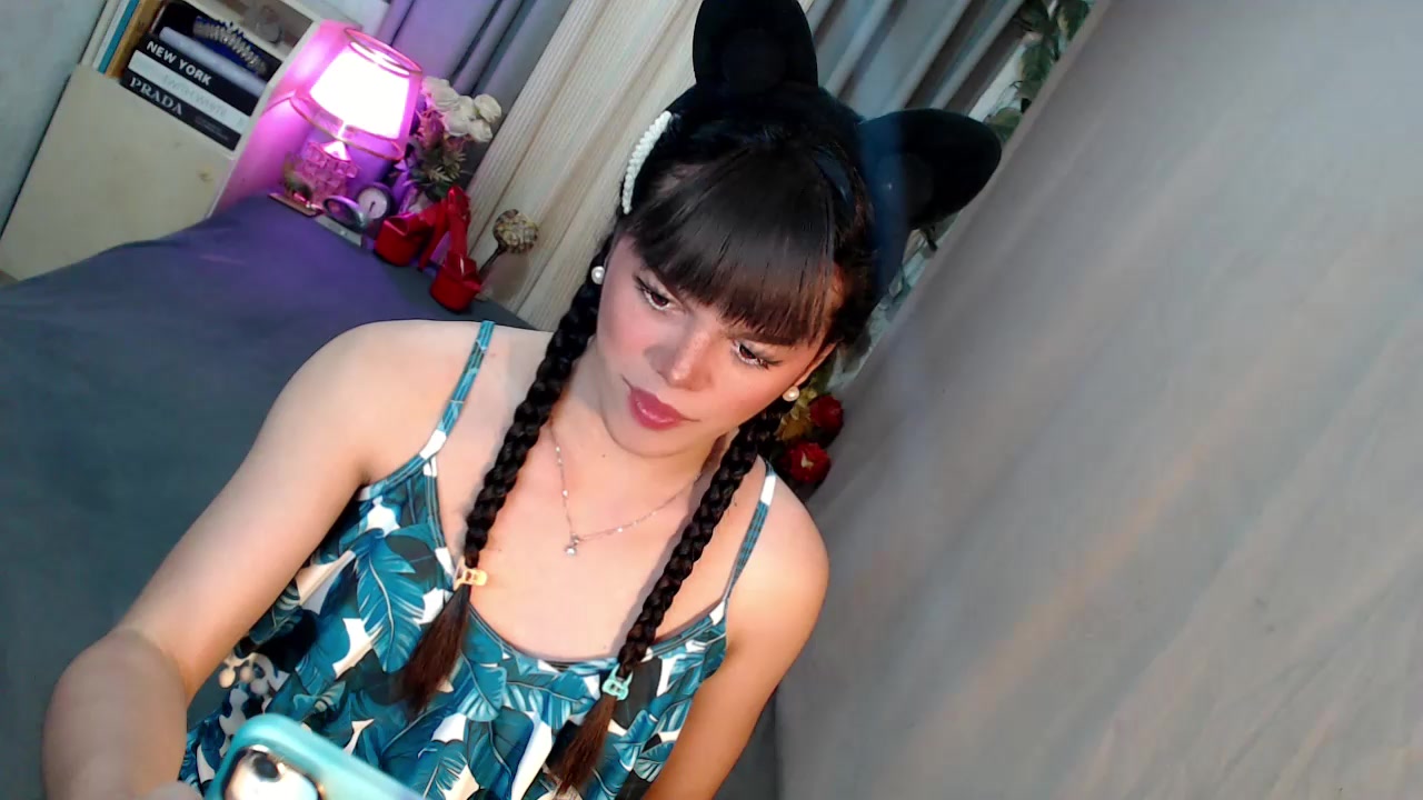 beiatrix24 Live Cam Screenshot – 2025-08-18 03:12:05