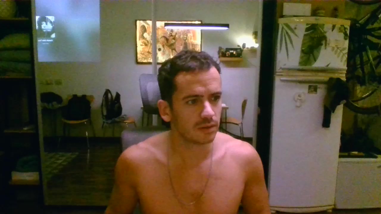 berto_arg Live Cam Screenshot – 2025-08-03 23:18:22