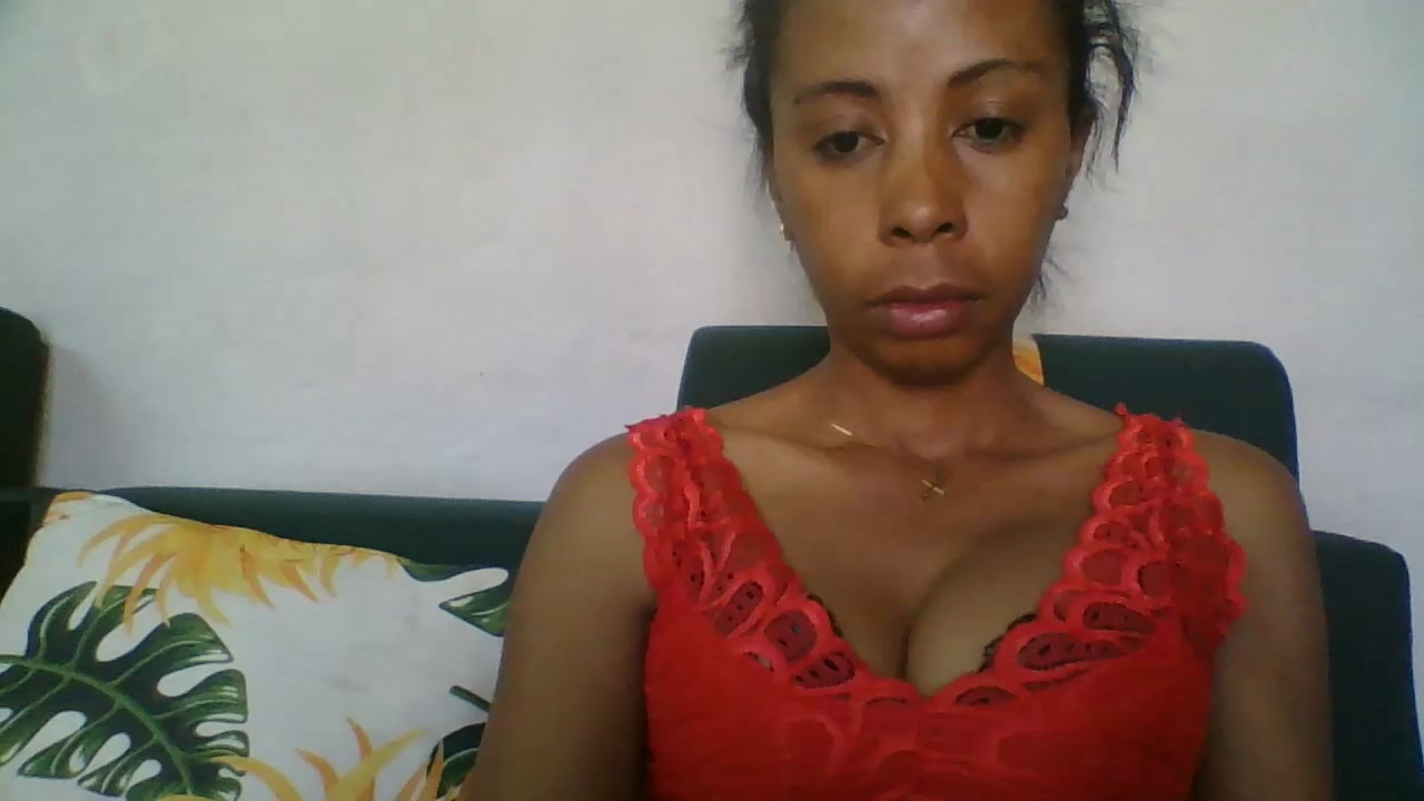 bianca255 Live Cam Screenshot – 2025-09-09 05:07:31