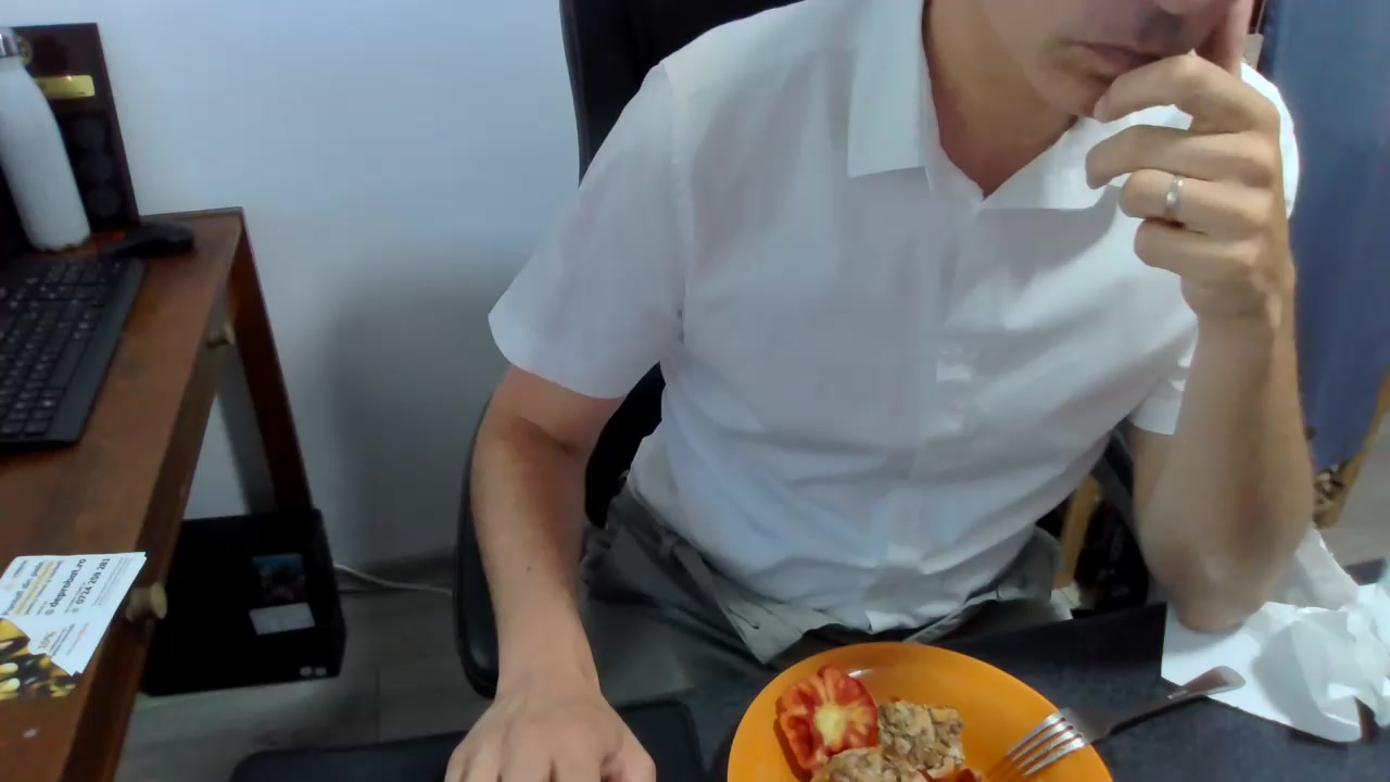 bimasseurpoilu Live Cam Screenshot – 2025-08-05 10:02:32