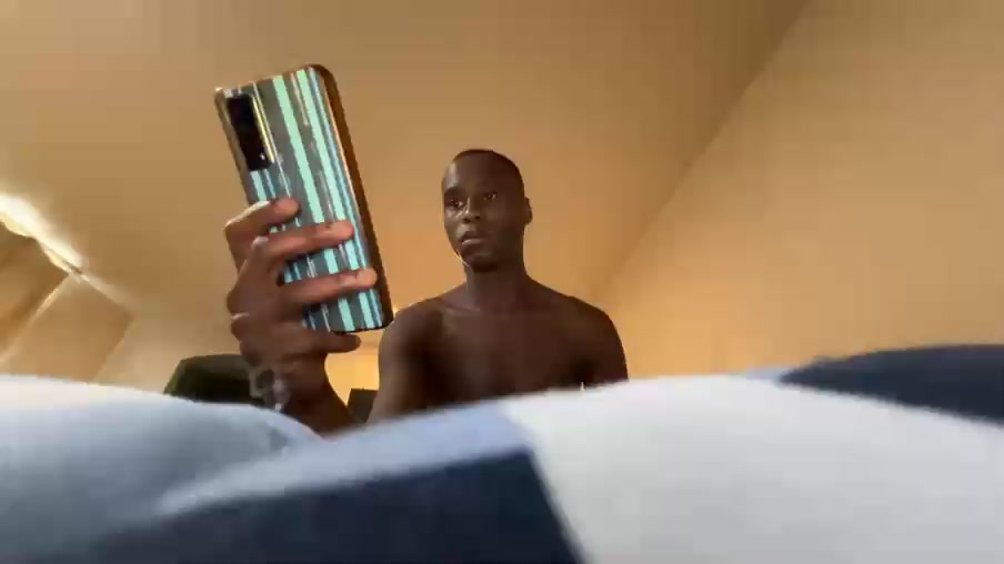 blacktwink2 Live Cam Screenshot – 2025-08-22 23:50:10